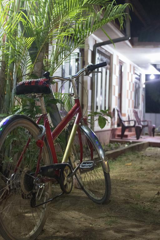 Neem Beach House Trincomalee Exterior photo