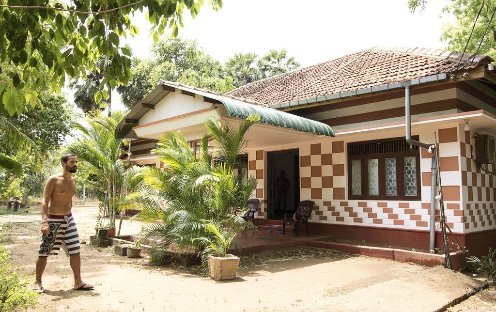Neem Beach House Trincomalee Exterior photo