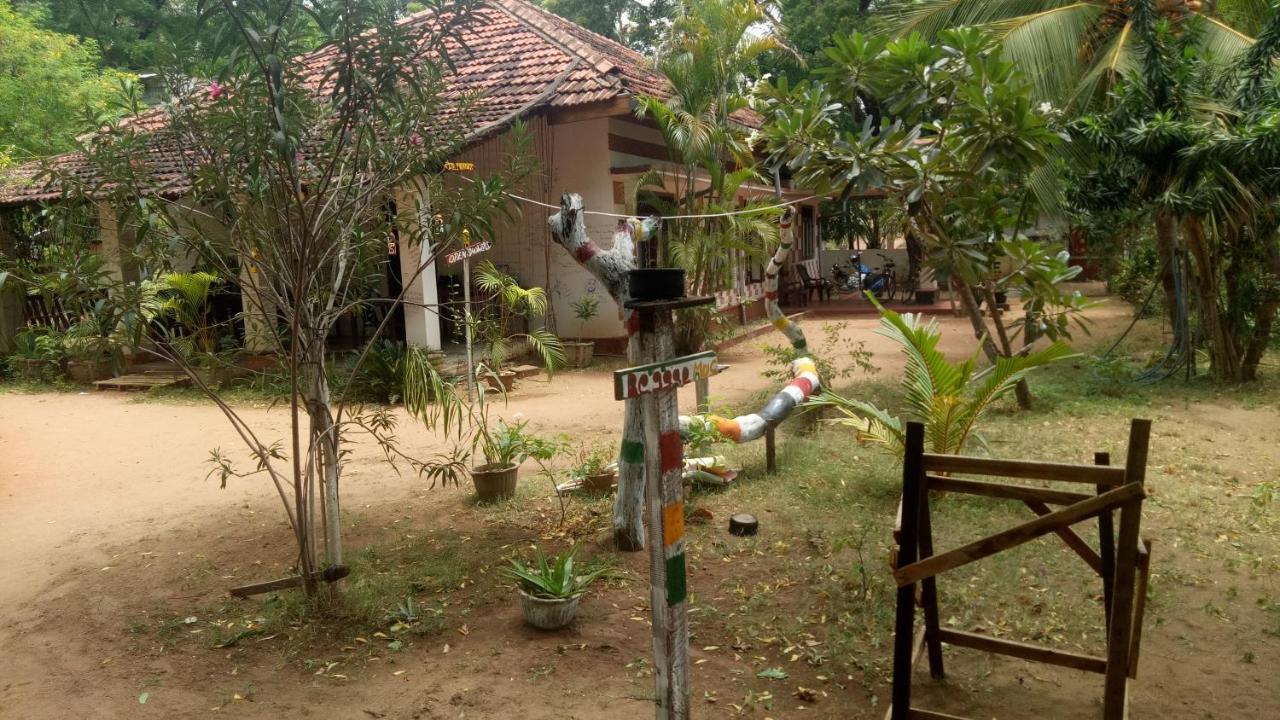 Neem Beach House Trincomalee Exterior photo